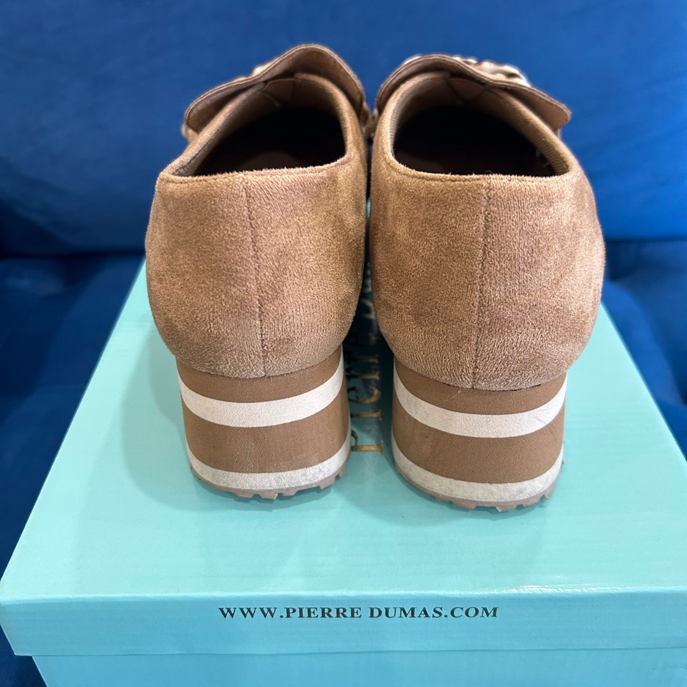 Worn once. Size 7.5